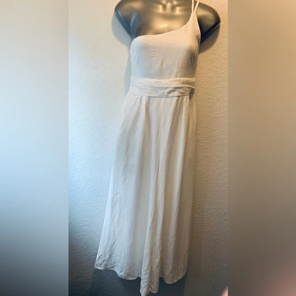 NWT One Shoulder white lined jumper size small New With Tags - Picture 5 of 11